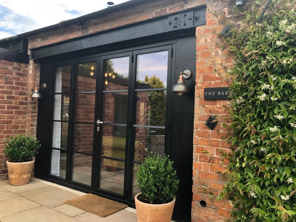 Luxury Barn With Hot Tub, Spa Treatments, Private Dining Little Budworth 외부 사진