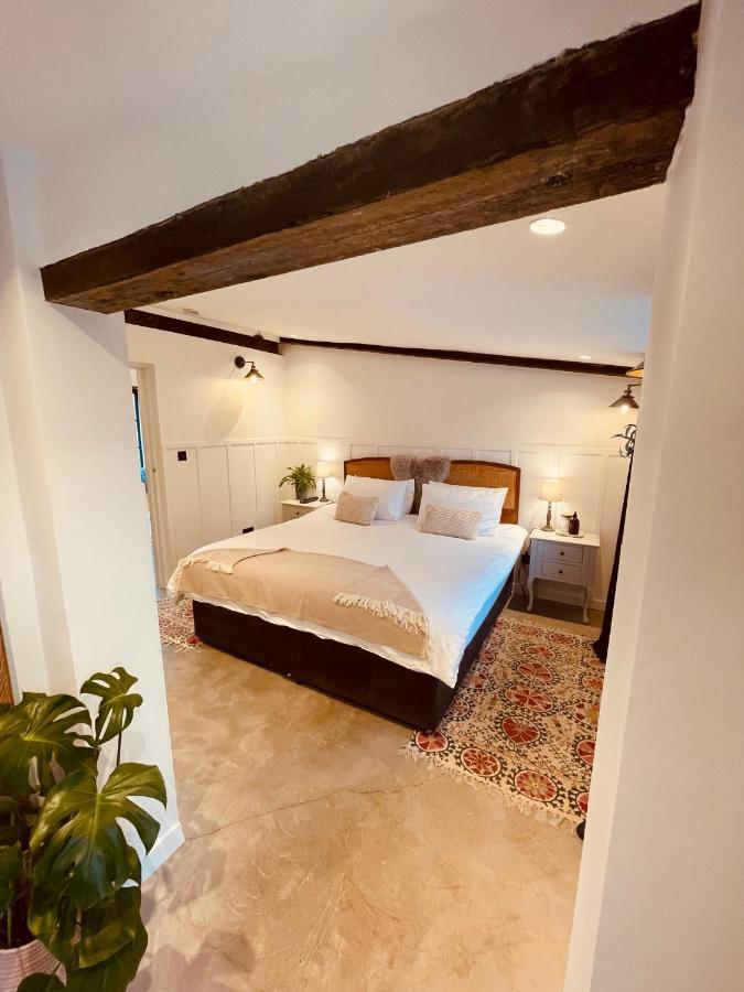 Luxury Barn With Hot Tub, Spa Treatments, Private Dining Little Budworth 외부 사진